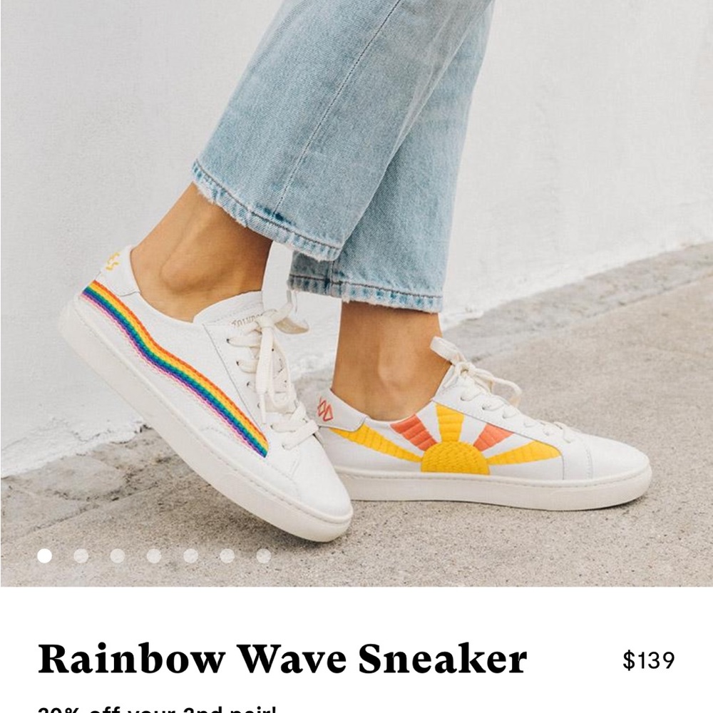 Soludos Rainbow Wave Sneaker Size 8.5